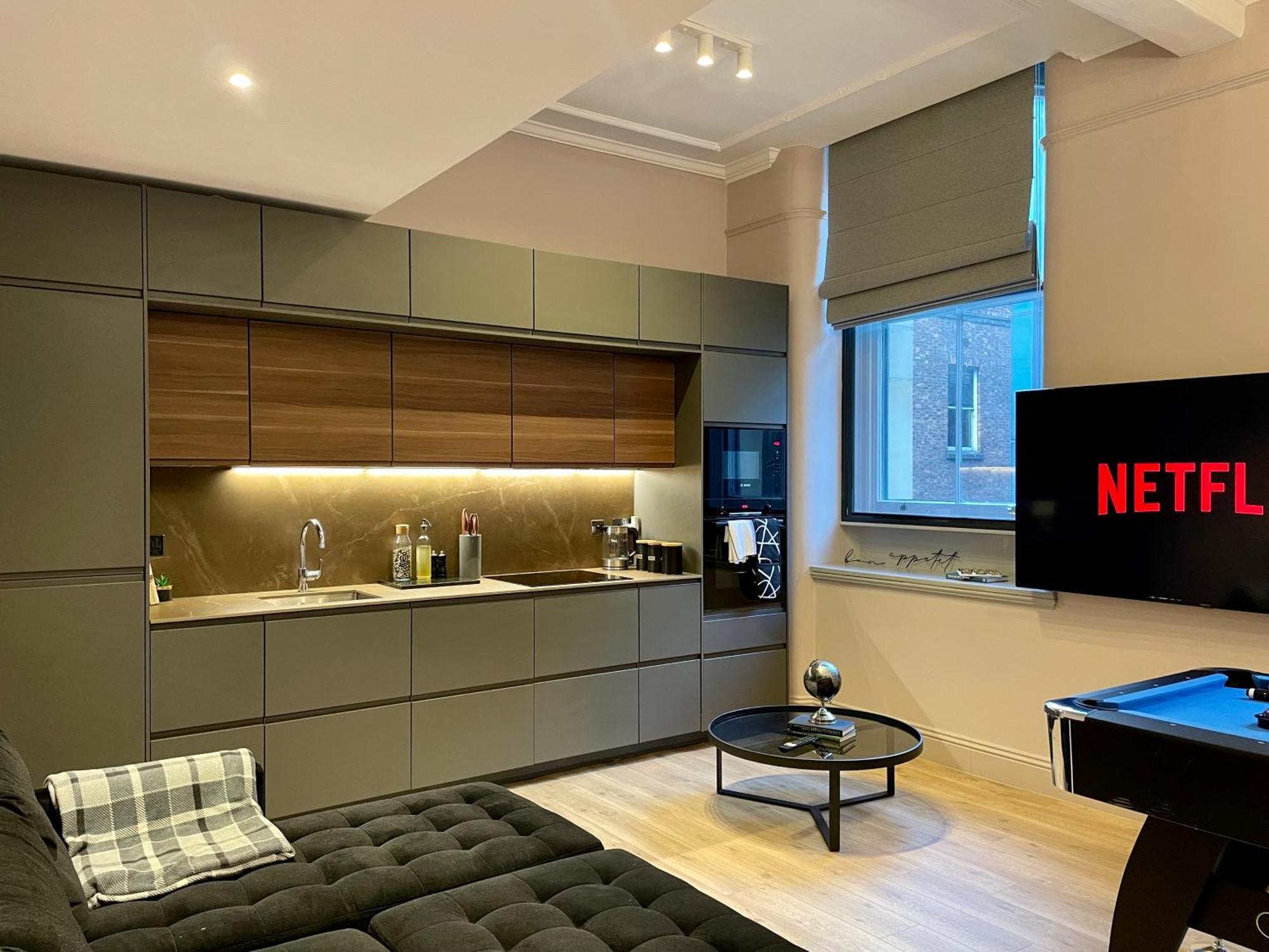 Stunning 2 Bed Apartment In Greater Manchester Exterior photo
